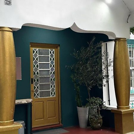 Hostel Hug Brasil クリチバ エクステリア 写真