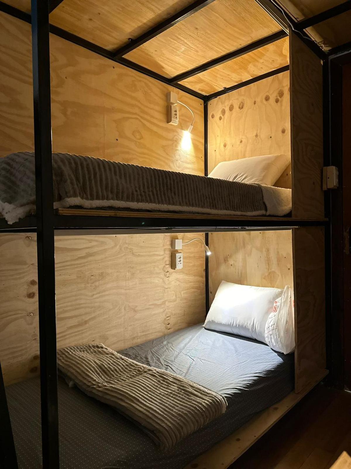 Hostel Hug Brasil クリチバ エクステリア 写真
